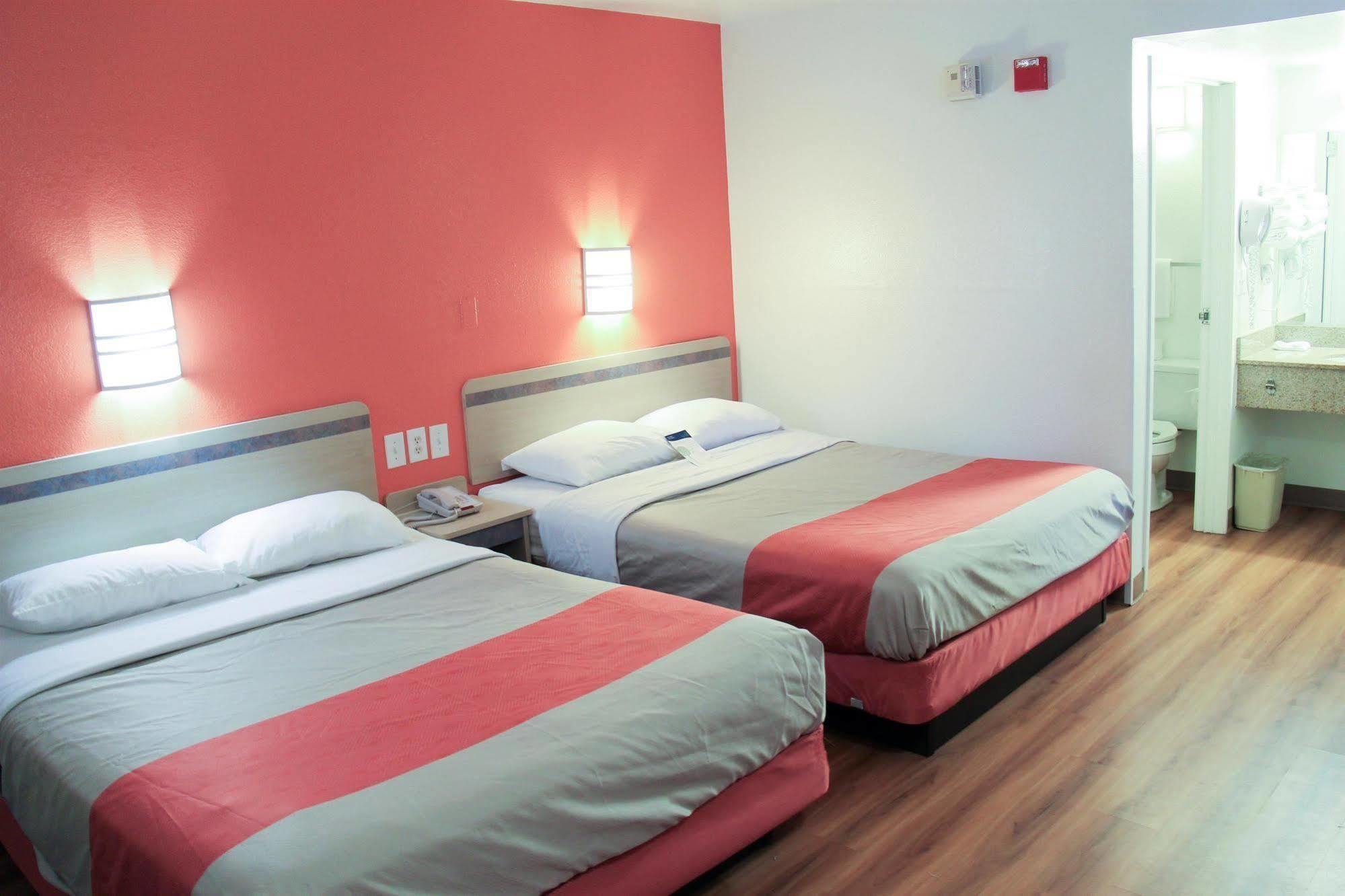 Motel 6-Enfield, Ct - Hartford Kültér fotó